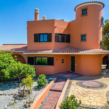 Villa Orange Tree House *