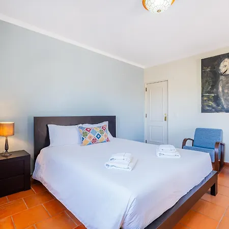 Orange Tree House Вилла *