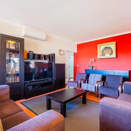 Orange Tree House * Албуфейра