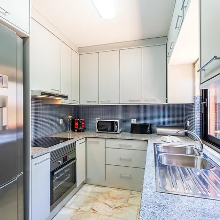 Вилла Orange Tree House *